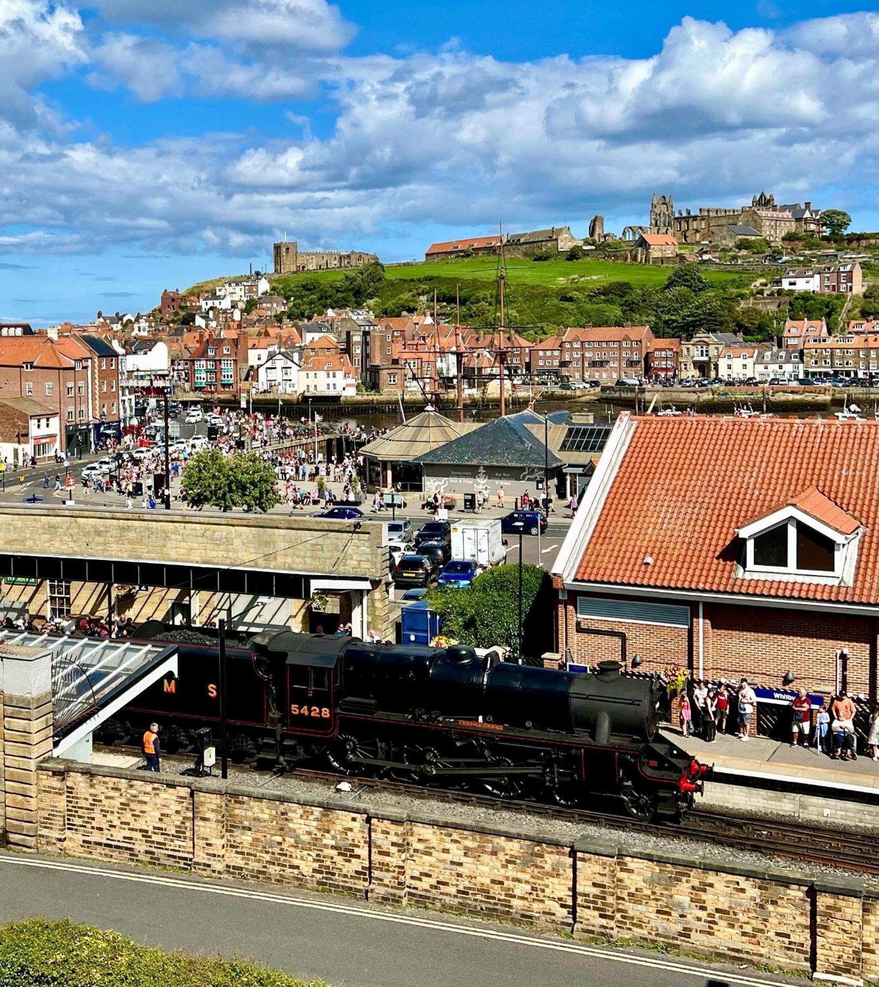 The Mainstay Luxury Boutique Rooms With Private Parking Whitby Dış mekan fotoğraf